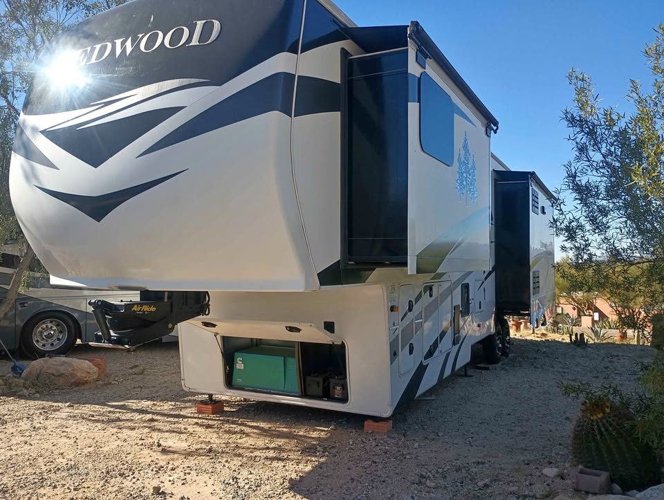 642838066_10242581559860209_109808616498535487_n